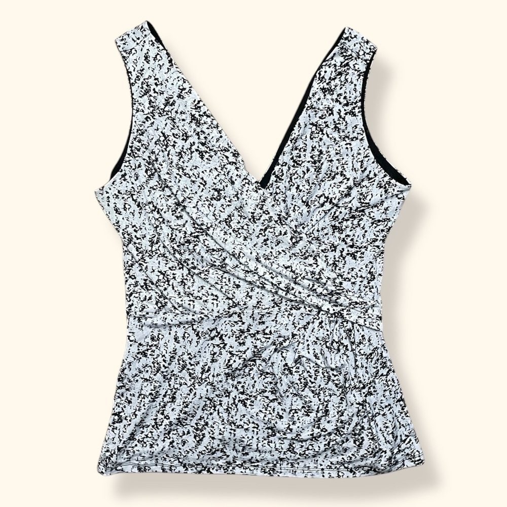 🆕 H&M Sleeveless Blouse